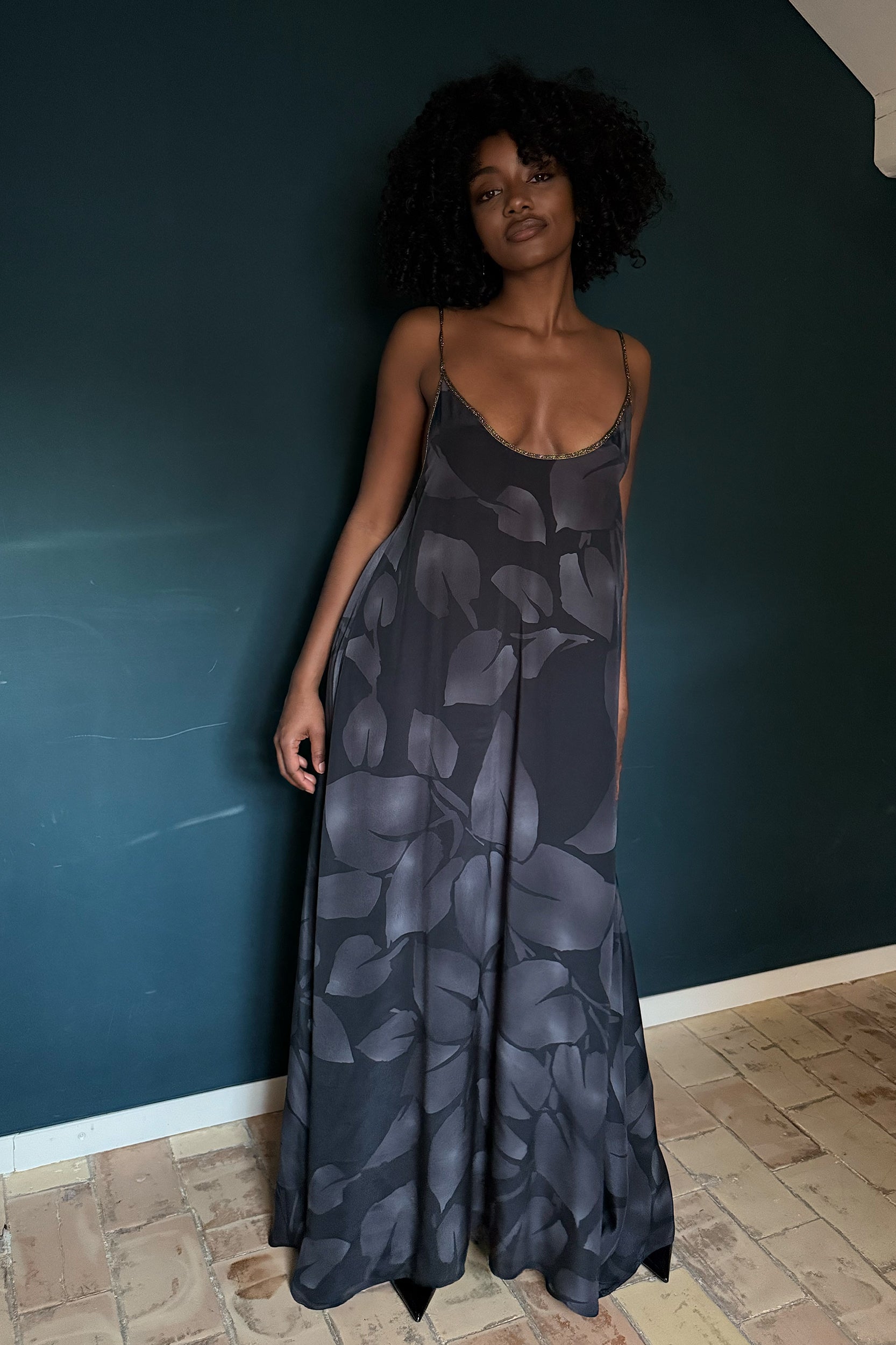 Hestia Dress in Charcoal Foglia Print
