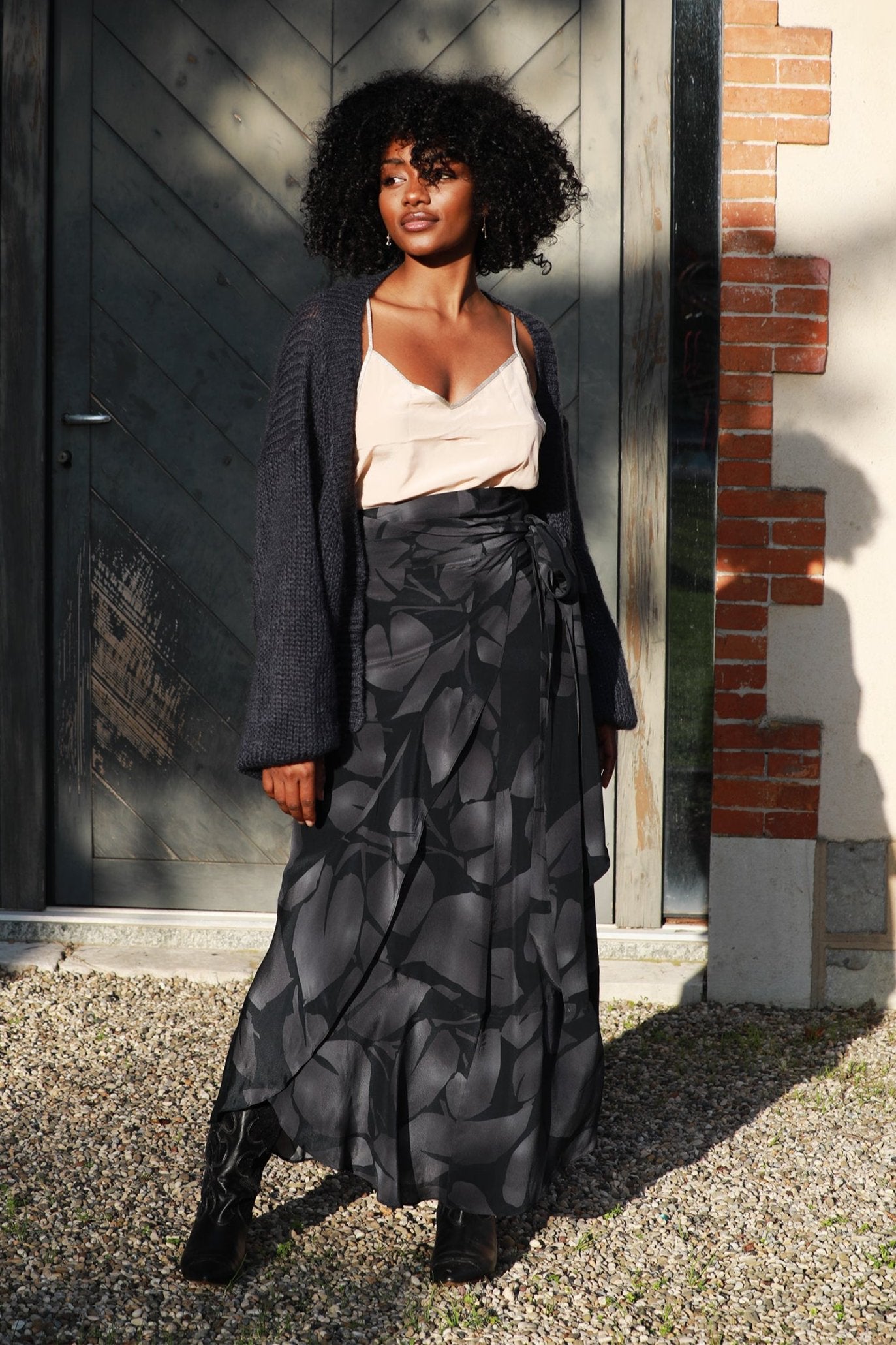Calypso Skirt in Charcoal Foglia Print