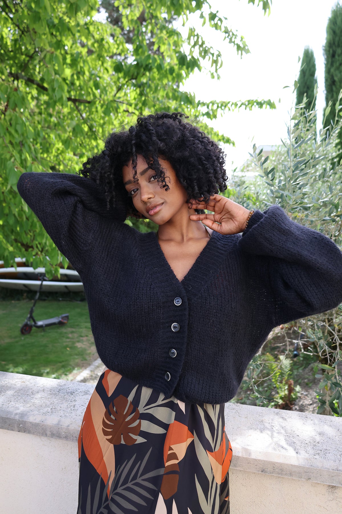 Cropped Cardigan in Black