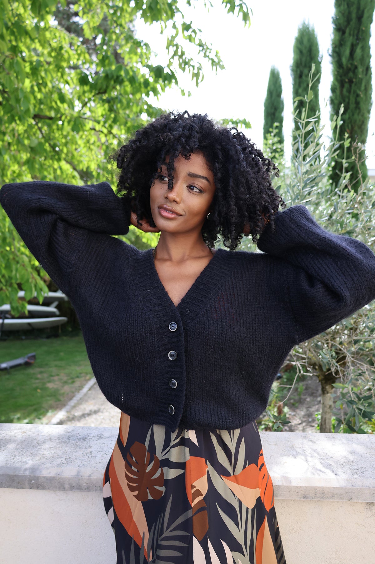 Cropped Cardigan in Black