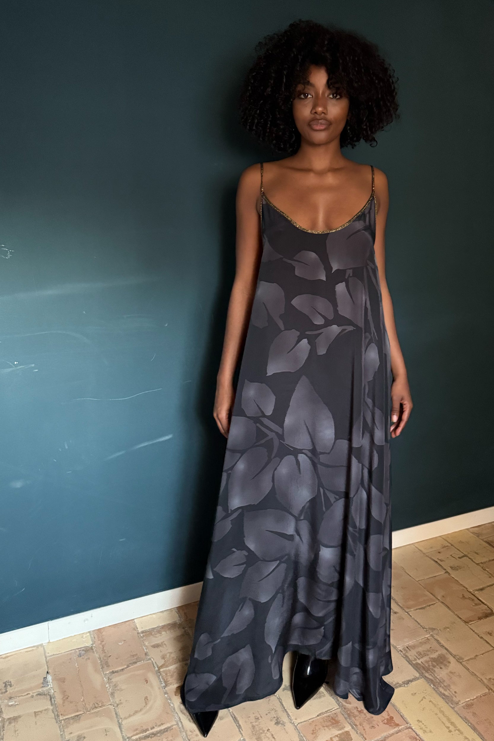 Hestia Dress in Charcoal Foglia Print